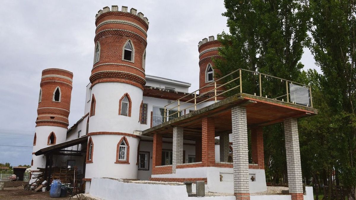 Ismét eladó lett a titokzatos kastély, a röszkei kúria. Archív fotó: Kuklis István.