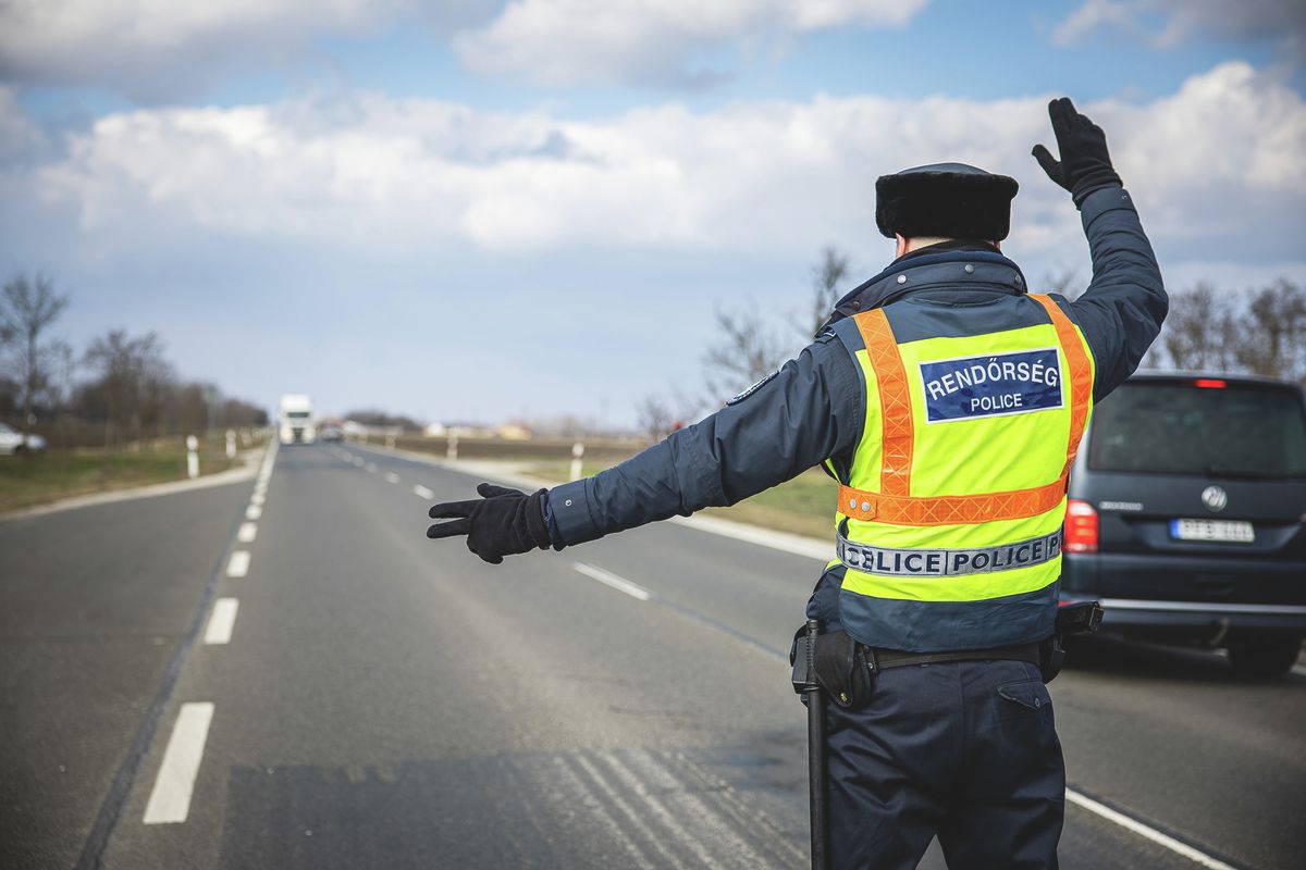 Még a drogteszt is pozitív lett az ellenőrzés során Hajdúhadházon Forrás: Illusztráció / MW-archív