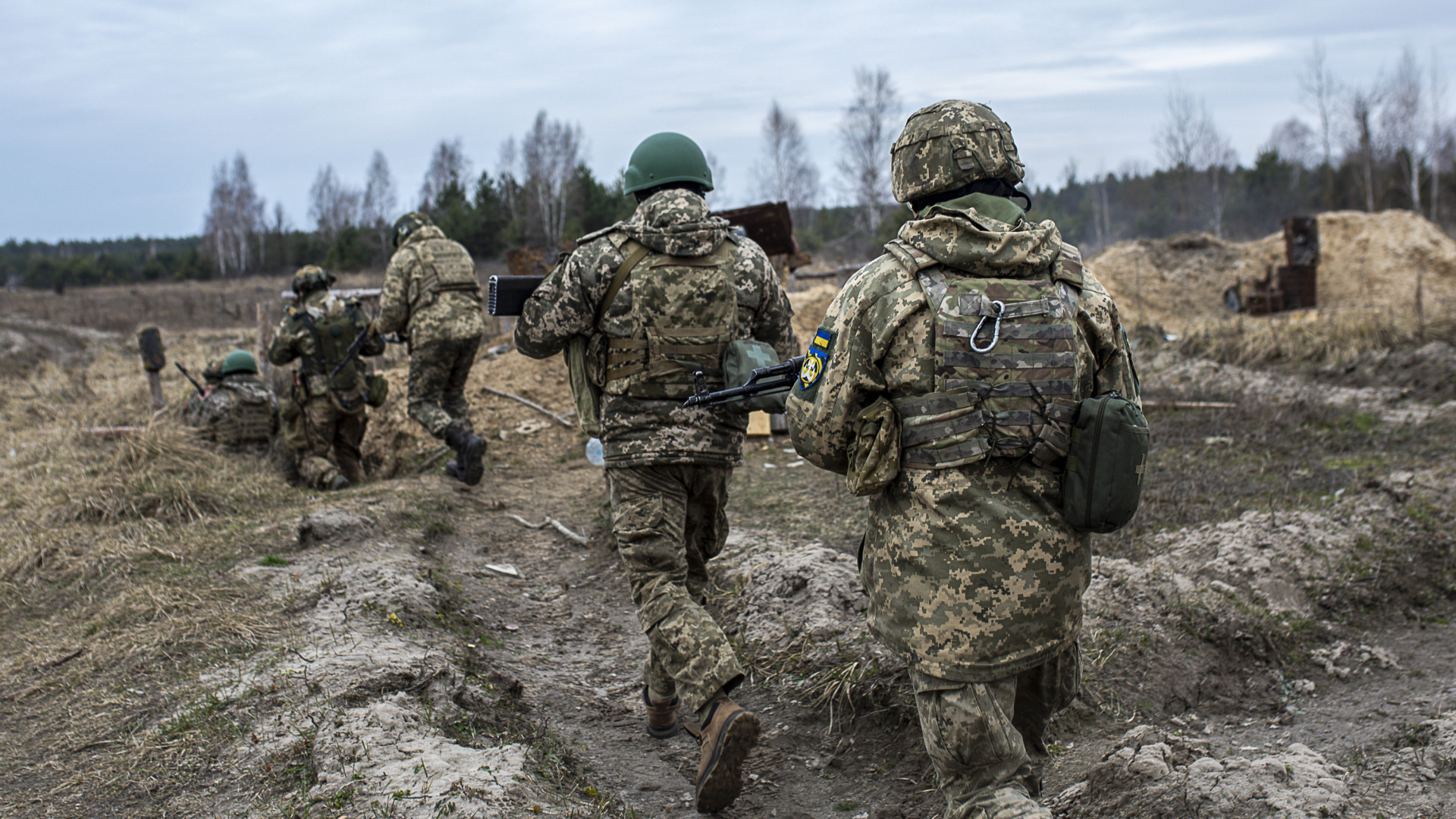 "...a mozgósítás a hadsereg döntése alapján működik, jelenleg havonta körülbelül 30 ezer fő behívásával..."