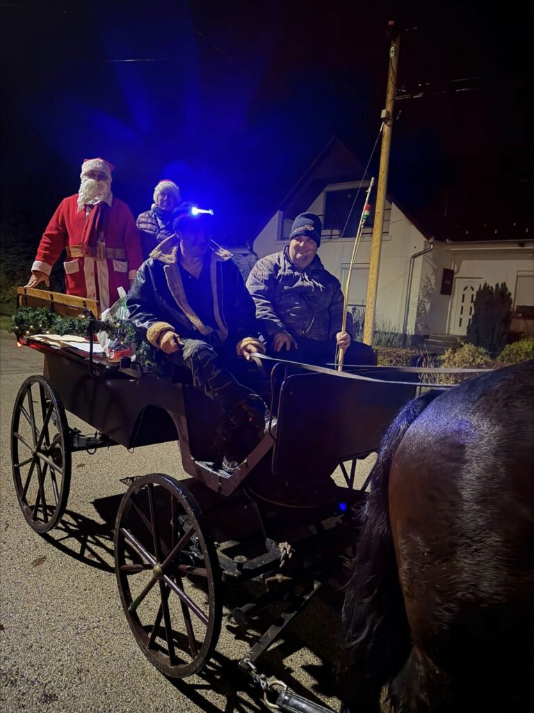 Megérkezett a Mikulás Somberekre!