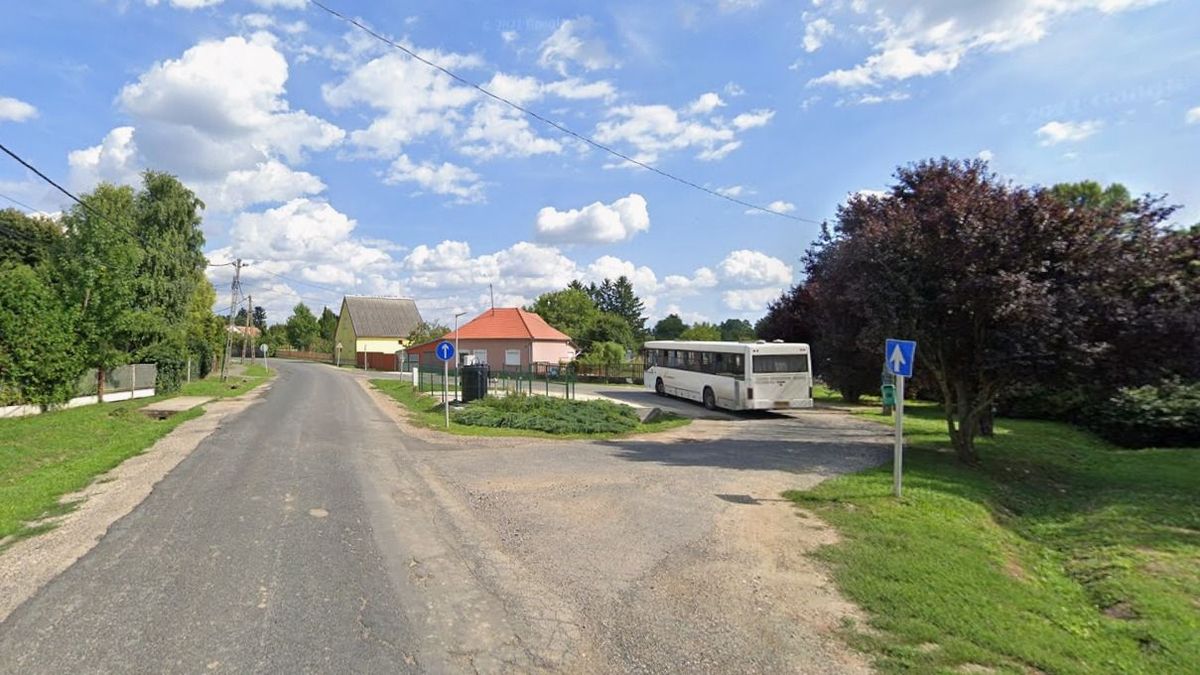 Olvasónk szerint Acsádon is jártak a házaló idegenek Forrás: Google Maps