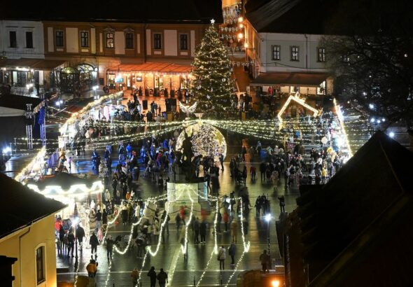 Eger az egyik legkeresetebb úti cél karácsonykor és a téli szünetben is Fotó: Lénárt Márton