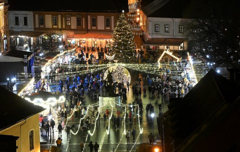 Eger az egyik legkeresetebb úti cél karácsonykor és a téli szünetben is Fotó: Lénárt Márton