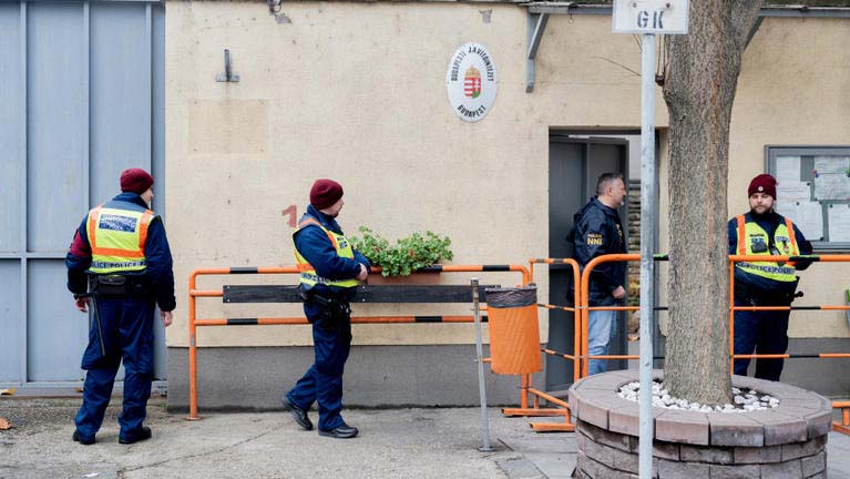 „Elég volt!” – Magyar Péter és Puzsér Róbert is tüntetést szervez a Szőlő utcai üggyel kapcsolatban