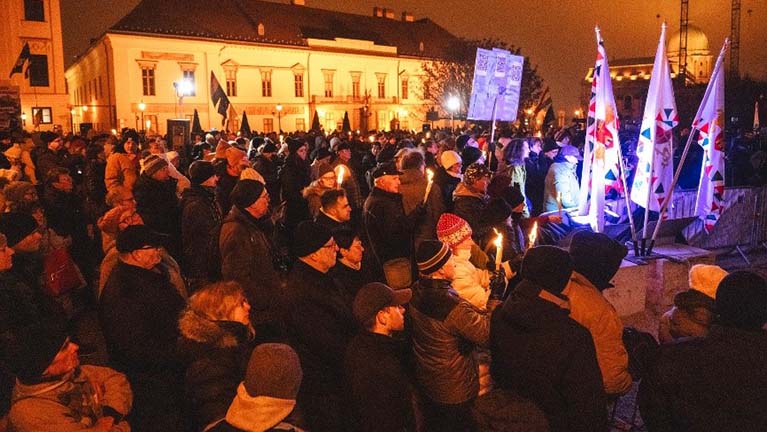 Karácsony utcai harcot, erőszakot akar vinni a politikába