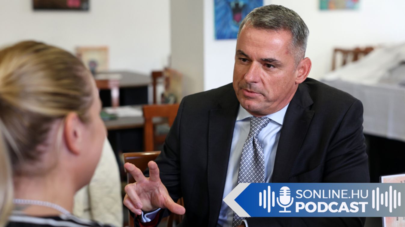 A Magyar Agrár- és Élettudományi Egyetem rektora, Gyuricza Csaba volt a legújabb podcastadásunk vendége, akivel Lugosi Laura beszélgetett.