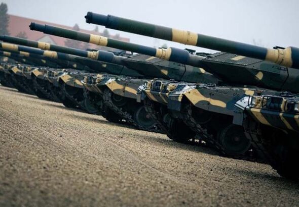 Mit csinálunk 44 tankkal?