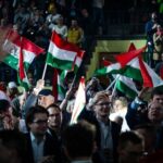 "...Mohács a magyar történelem fordulópontját szimbolizáló hely, nemzeti nagylétünk temetője, de egyben a túlélés szimbóluma is, hiszen ha Mohács túl tudta élni, akkor a többi város is túl tud élni bármit..."