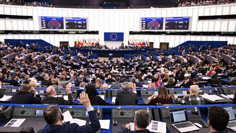 Történelmi döntés, örökre kivezetik az orosz gázt az Európai Unióból