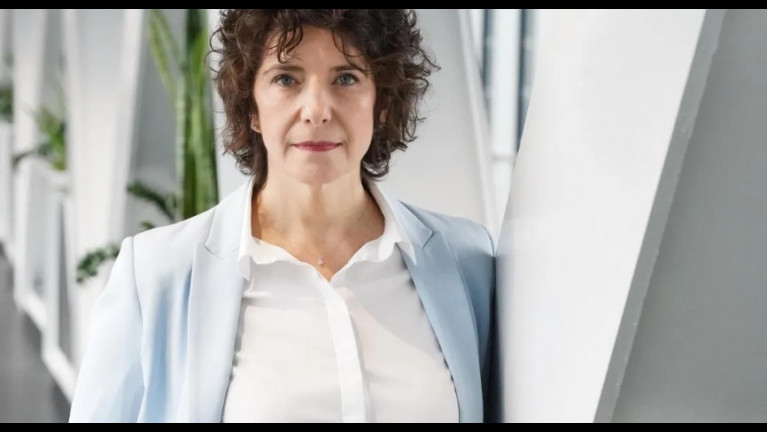 DK: a legjobb úton a süllyesztő felé