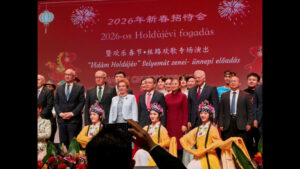 Holdújévi fogadás