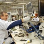 A számítógépes monitorok után mobiltelefonok is készültek a Nokia pécsi gyárában Fotó: MW / Forrás: MW