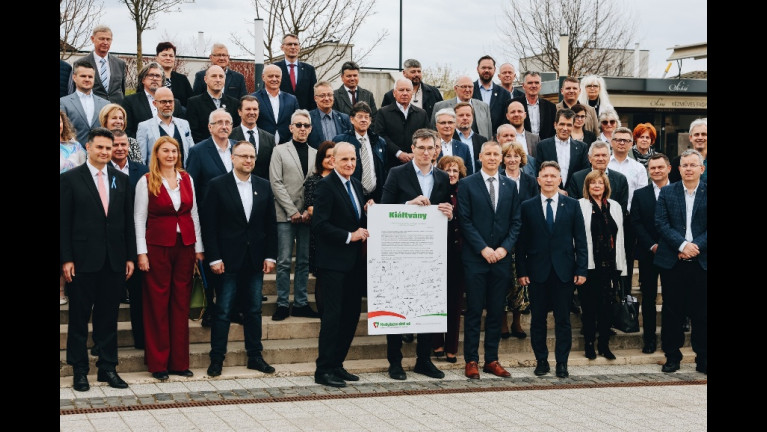 A kormány ellen lázítanak a liberális polgármesterek