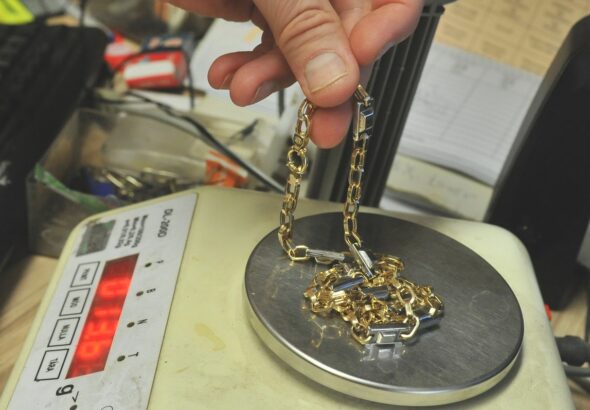 Az aranyfelvásárlókkal óvatosnak kell lenni - figyelmeztet olvasónk.