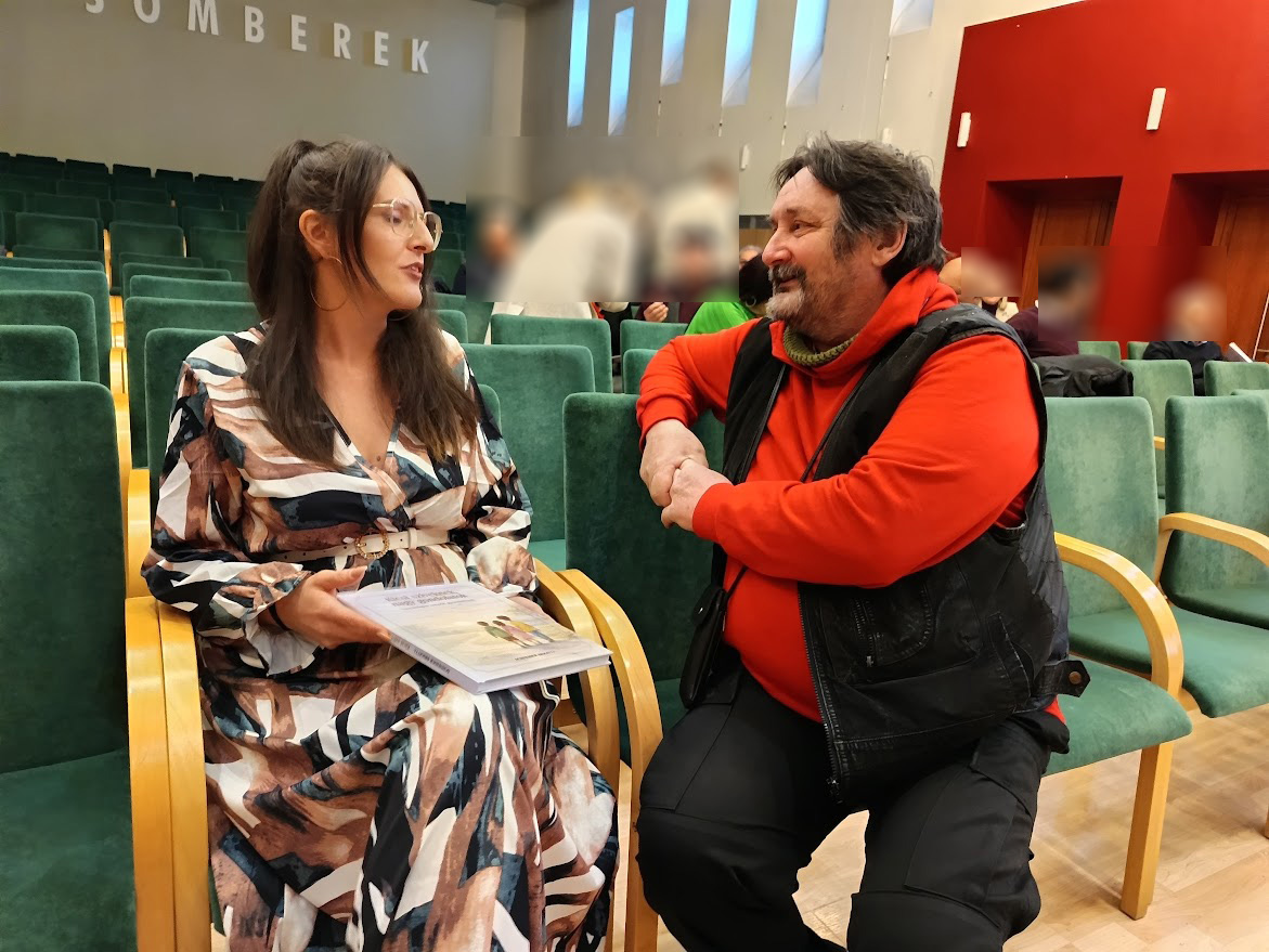 Schneider Brigitta könyvbemutatója Sombereken