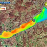 Balaton műholdképe: a Copernicus felvételén látszik a víz tisztaságának változása Forrás: Copernicus.eu