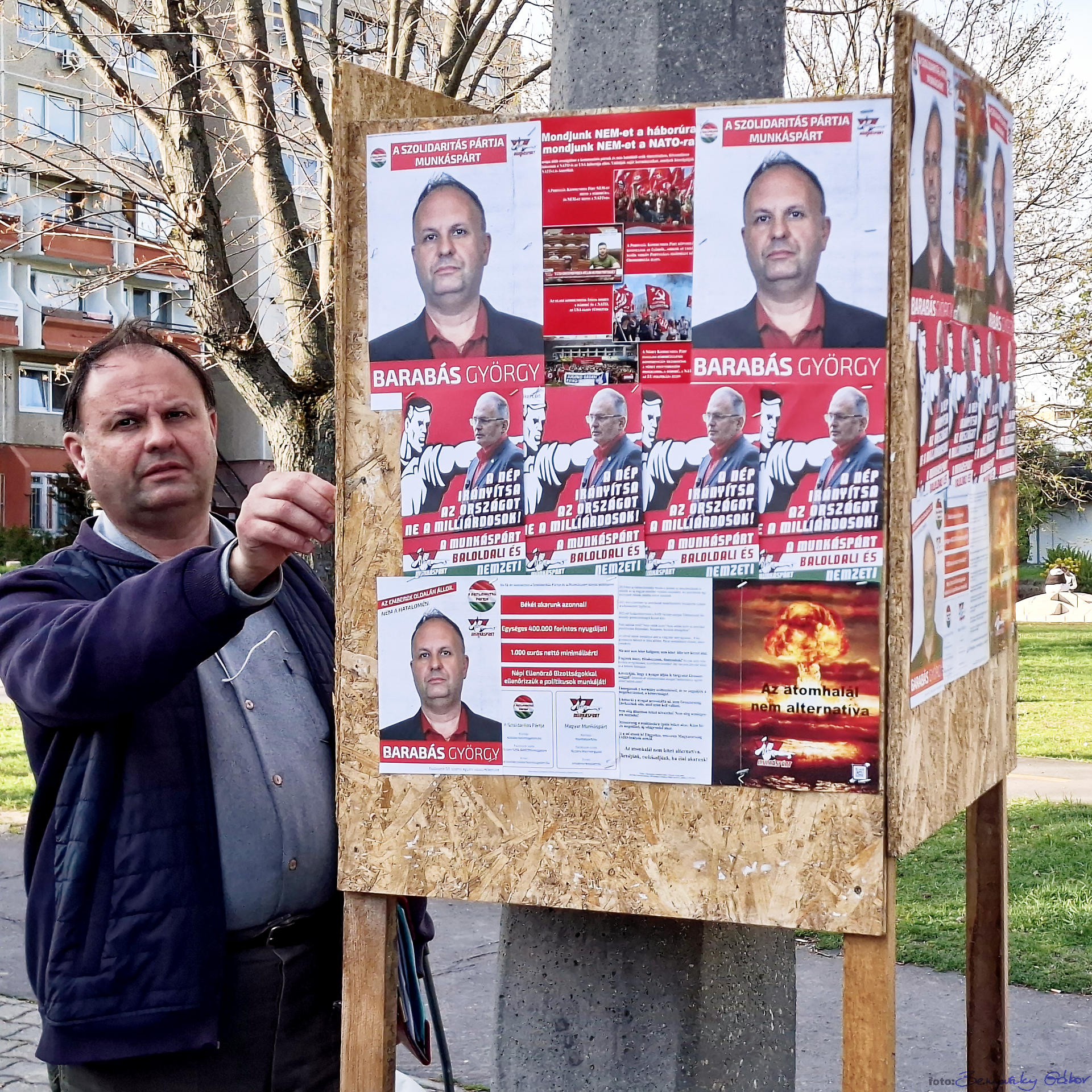 a Szolidaritás Pártja - Munkáspárt jelöltjei viszont javában plakátolnak.