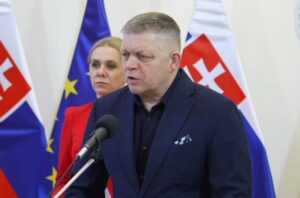 Fico: párbeszédet Oroszországgal!