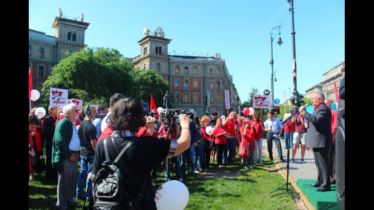 Boldog Május elsejét!