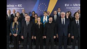 EU: megint benyaltak Zelenszkijnek