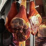 Hatalmas mennyiségű húst vontak ki a forgalomból egy hevesi üzemben Forrás: Blikk