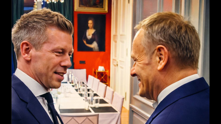 Varsó háborúra készül, és mi?