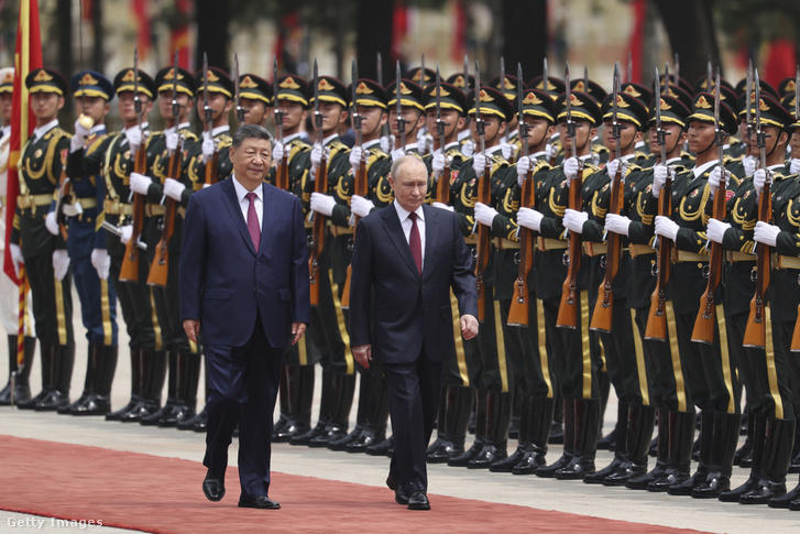 Donald Trump után Vlagyimir Putyin is Pekingbe ment, és ennek komoly üzenete van