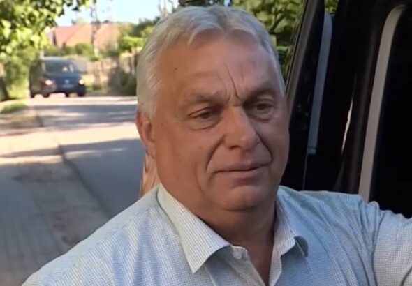 Felcsúton kérdezték Orbán Viktort a miniszterelnöki visszatérésről, rövid választ adott