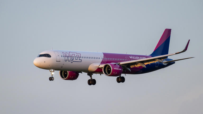 Kényszerleszállást hajtott végre a WizzAir Budapestről Koppenhágába tartó járata, kórházba kellett vinni egy utast