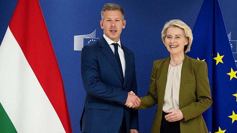 Magyar Péter Brüsszelben tárgyal az uniós kapcsolatokról és befagyasztott forrásokról