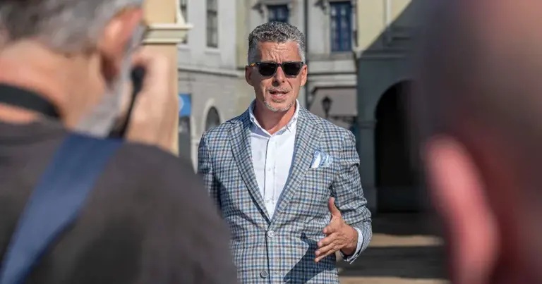 Rákay Philipék a választás után öt nappal visszavonták a mohácsi csatáról szóló filmjük pályázatát