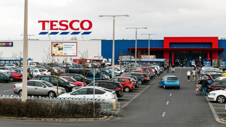 Bujáki Ferenc az egri Tesco önkiszolgáló kasszájánál bukhatott le a répás trükkel Fotó: Heol.hu
