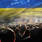 Az országban az idősek aránya növekszik, miközben a fiatal és aktív korú népesség aránya csökken, ami hosszú távon a nyugdíjrendszert és a gazdasági növekedést is veszélyezteti.