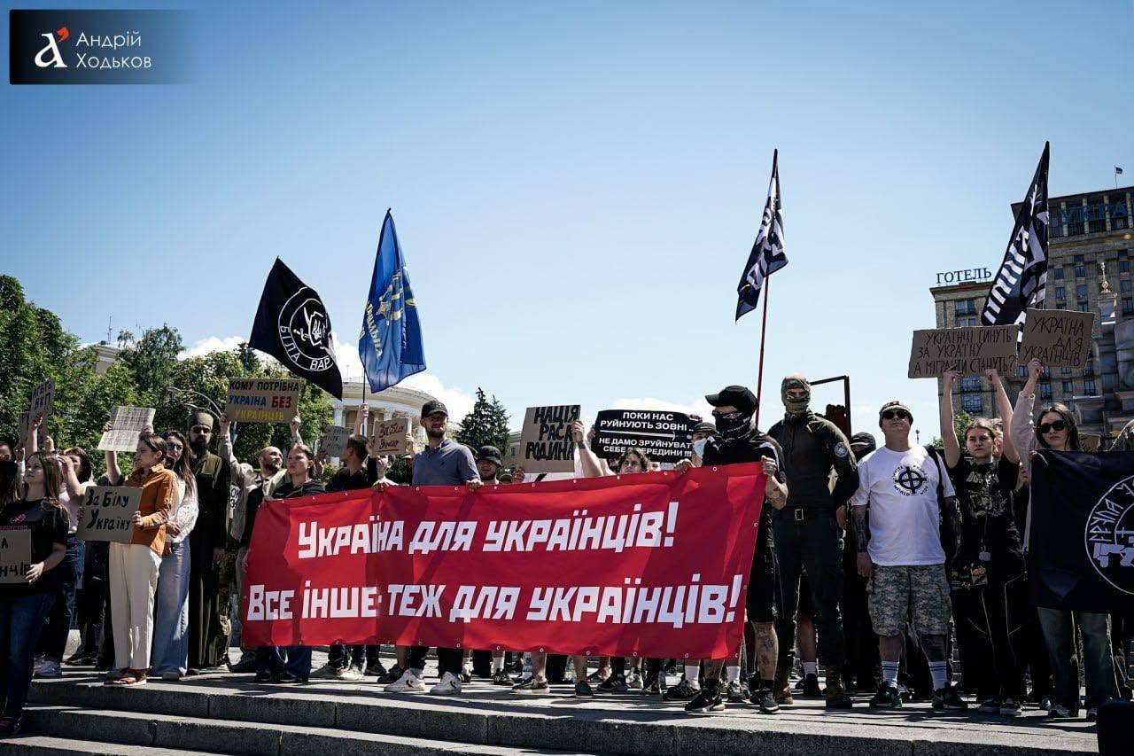 A kijevi tüntetésen a legtöbb molinón nem véletlenül volt olvasható, hogy Ukrajna az ukránoké!