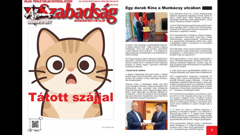 Tátott szájjal!
