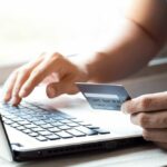 AZ ONLINE VÁSÁRLÁS SÖTÉT OLDALA: ÍGY ÓVJUK MEG MAGUNKAT ÉS GYERMEKEINKET