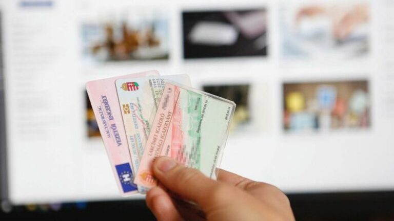 Az új eSzemélyi kizárólag személyesen igényelhető valamelyik kormányablakban
