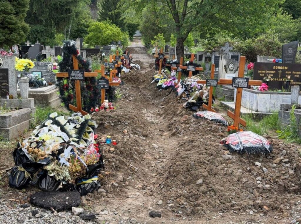 A város számára egyre sürgetőbb feladat az új temető kialakítása, hiszen a jelenlegi kapacitások már nem elegendőek a növekvő igények kielégítésére.