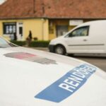 A lebukott betörő felfegyverkezett családjával tért vissza a sértett házához