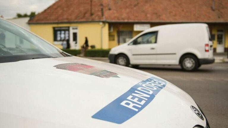 A lebukott betörő felfegyverkezett családjával tért vissza a sértett házához