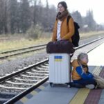 A hamis ígéreteknél, üres szavaknál több kell. Valós lépések kellenek hozzá: biztonság, lakhatás, munka, oktatás, egészségügyi ellátás és kiszámítható jövő.