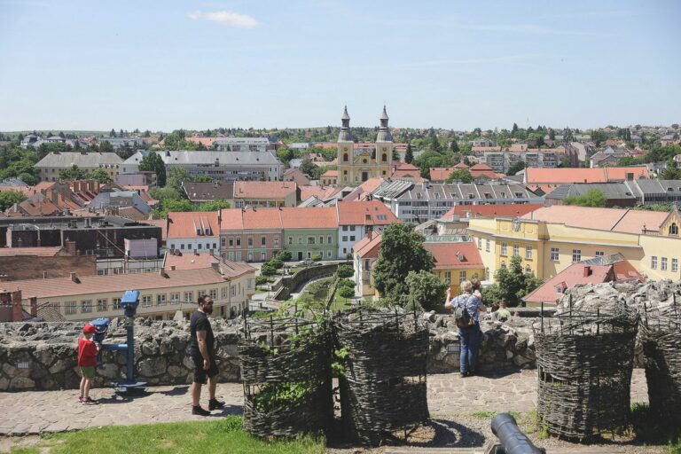 Eger továbbra is a Mátra-Bükk térség egyik legnépszerűbb úti célja, a külföldi turisták száma 2025-ben tovább emelkedett Fotó: Huszár Márk