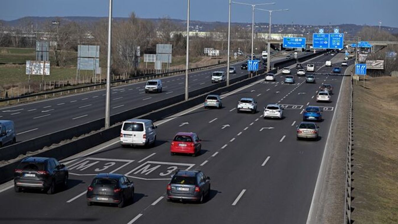 Részlegesen feloldják a hétvégi kamionstopot