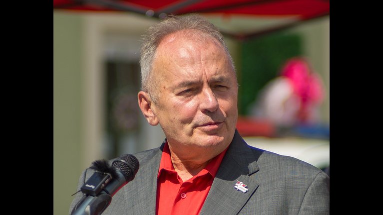 Thürmer: Vissza a népnek, ami a népé!
