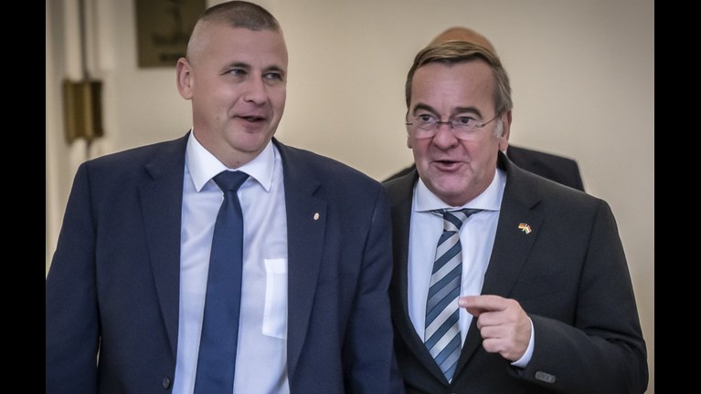 Bebújunk a németek fenekébe