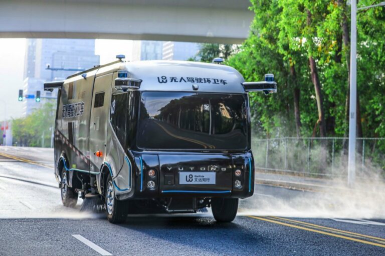 A kínai We Ride startup több mint 50 darab önvezető utcaseprő gép közúti tesztelését kezdi meg Guangzhou városában.