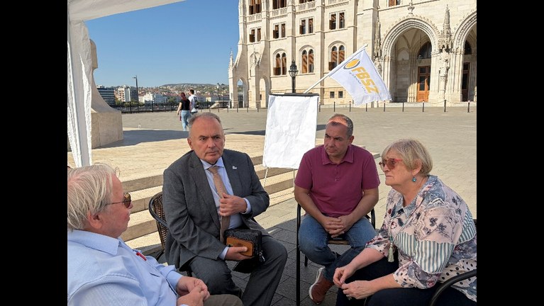 Munkáspárt a kisvállalkozók és a magyar falu védelmében