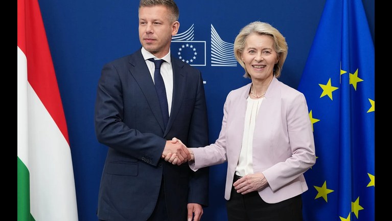 A Tisza-kormány támogatja az EU oroszellenes háborúját