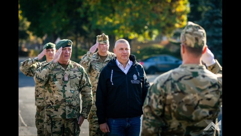 Magyar csapatok 80 kilométerre az ukrán határtól