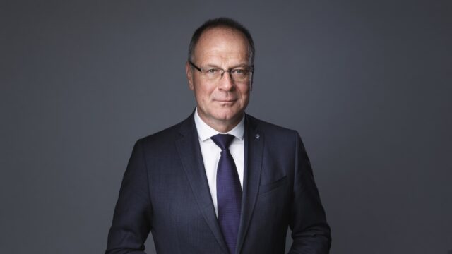 Navracsics Tibor: Több helyet az önkormányzatoknak!